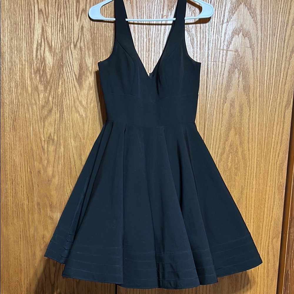 IEENA by Mac Duggal size 6 Chic Black Sleeveless Mini Dress